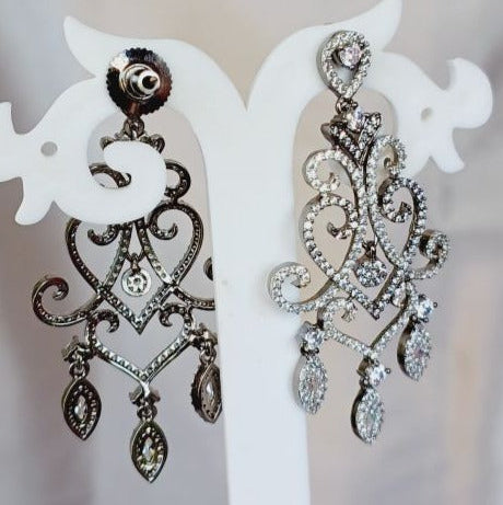 Antique Vrinda Dangler