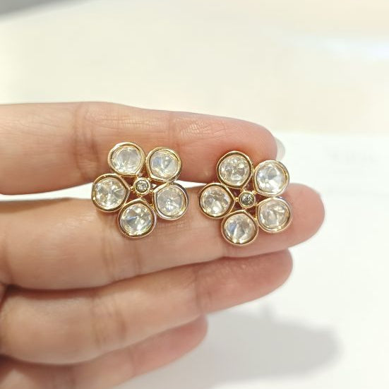 Gold Anasia Kundan Studs