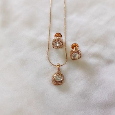 Kundan Charul Pendant Set with American Diamond Lining and Similar Earrings