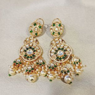 Kundan Emili Dangler with Pearl detailing and American Diamonds