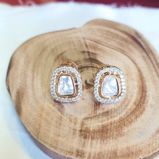 Gold Hansika Kundan Studs