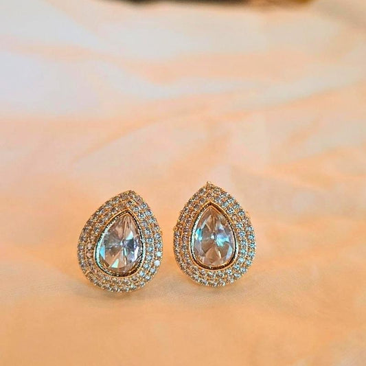 Gold Janita Kundan Studs