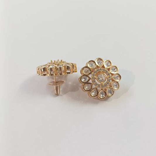 Gold Miraal Kundan Studs