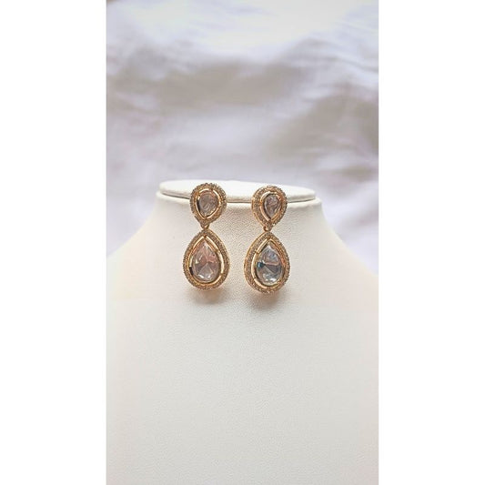 Gold Bhu Kundan Drop