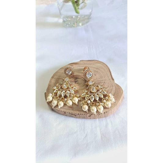 Gold Nihan Kundan Dangle