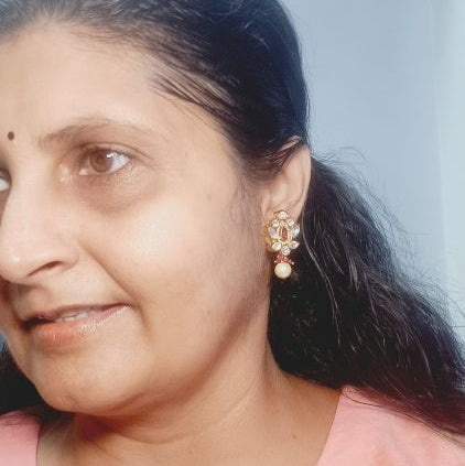 Red Jalpi Kundan Studs