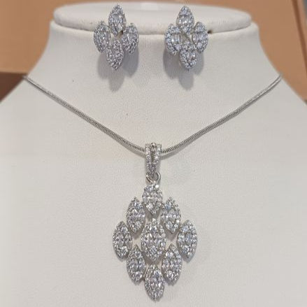 Silver Bahi Diamond Pendant Set