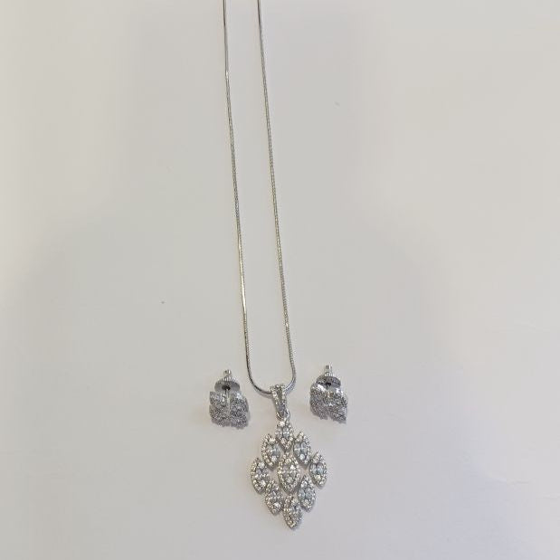 Silver Bahi Diamond Pendant Set