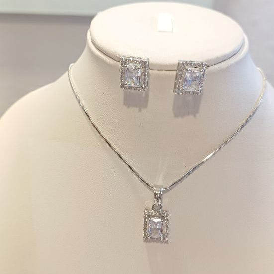 Silver Tanisi Diamond Pendant Set