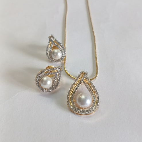 American Diamond Gold Avneet Pendant Set