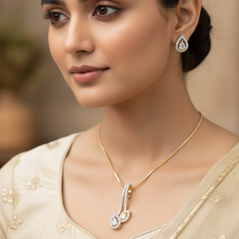 Gold Bharti Diamond Pendant Set