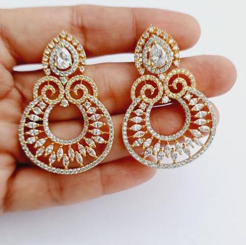 Gold Bhavini Dangler