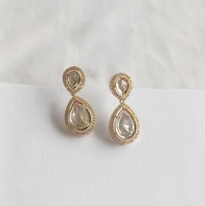 Gold Bhu Kundan Drop