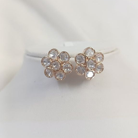 Gold Kundan Devina Studs Earrings in Carat Plating on Brass