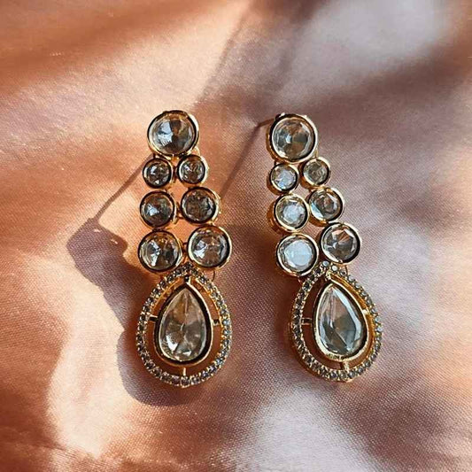 Gold Ekani Kundan Dangler