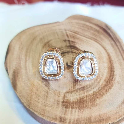 Gold Hansika Kundan Studs
