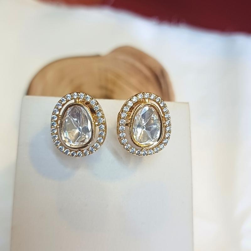 Gold Himani Kundan Studs