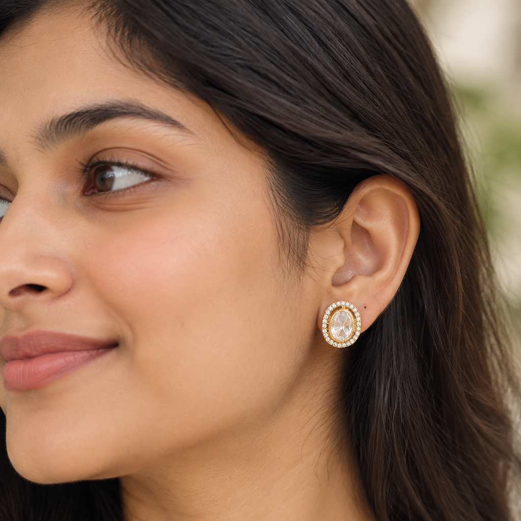 Gold Himani Kundan Studs