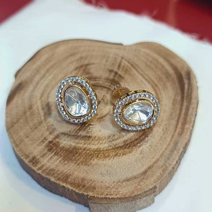 Gold Himani Kundan Studs