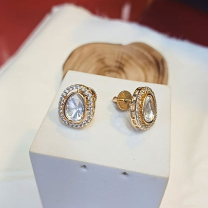 Gold Himani Kundan Studs