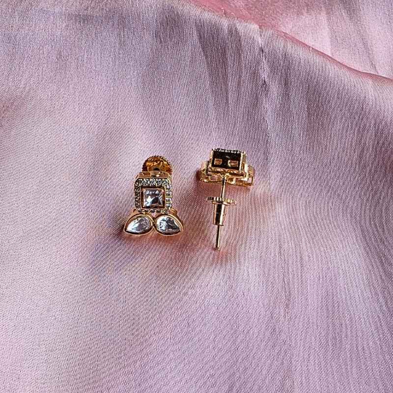 Gold Jala Kundan Studs