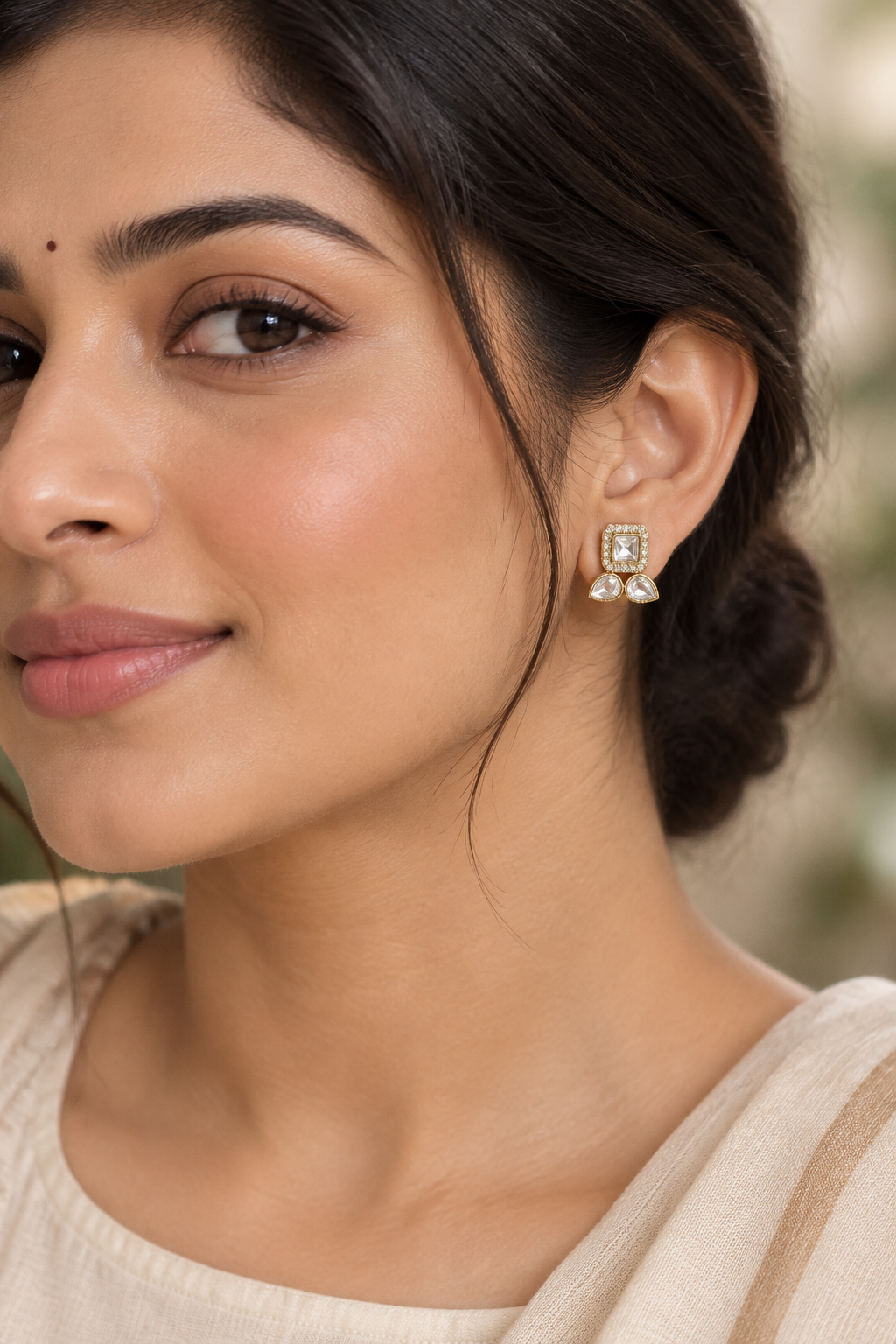 Gold Jala Kundan Studs