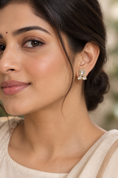 Gold Jala Kundan Studs