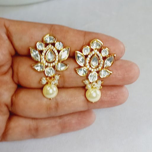 Gold Jalpi Kundan Studs