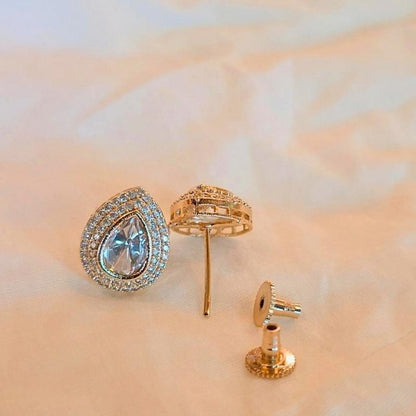 Gold Janita Kundan Studs