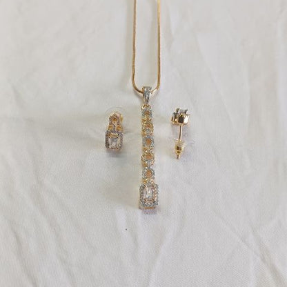 Gold Kayra Diamond Pendant Set