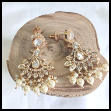 Gold Nihan Kundan Dangle