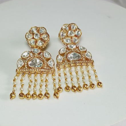 Gold Nisha Kundan Dangler