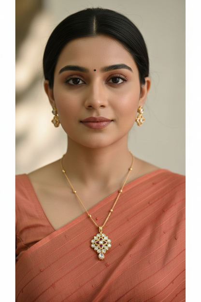 Gold Shriya Kundan Pendant Set