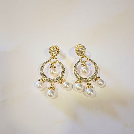 Gold Tanhi Daimond Danglers