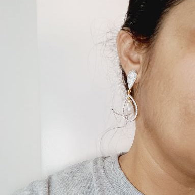 Gold Udaya Dangler