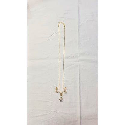 Gold Bhoomi Diamond Pendant Set