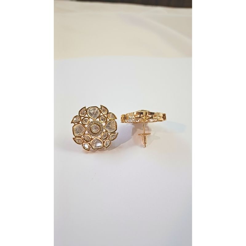 Gold Chitra Kundan Studs