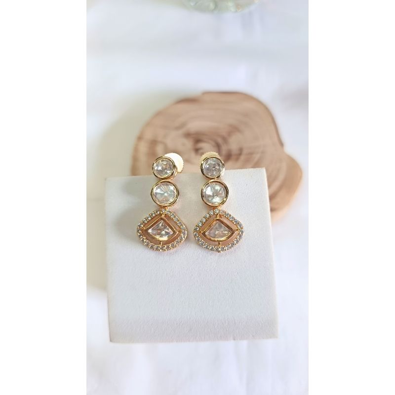 Gold Lyla Kundan Drop