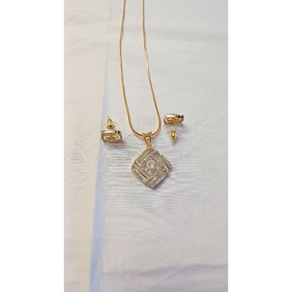 Gold Riddhi Diamond Pendant Set