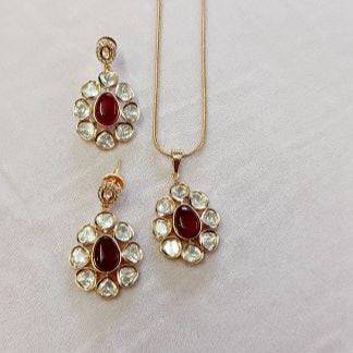 Kundan Red Rekha Pendant Set 