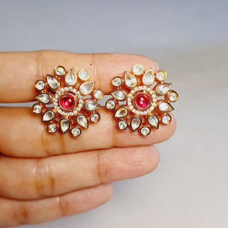 Red Reya Kundan Studs Gold