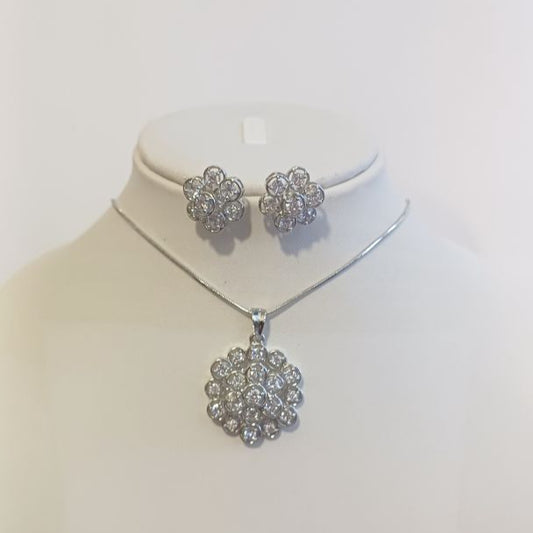 American Diamond Silver Amera Pendant Set 