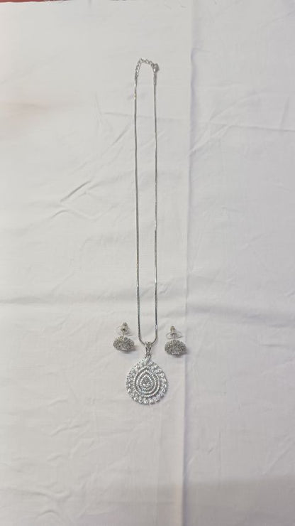 Silver Amra Diamond Pendant Set