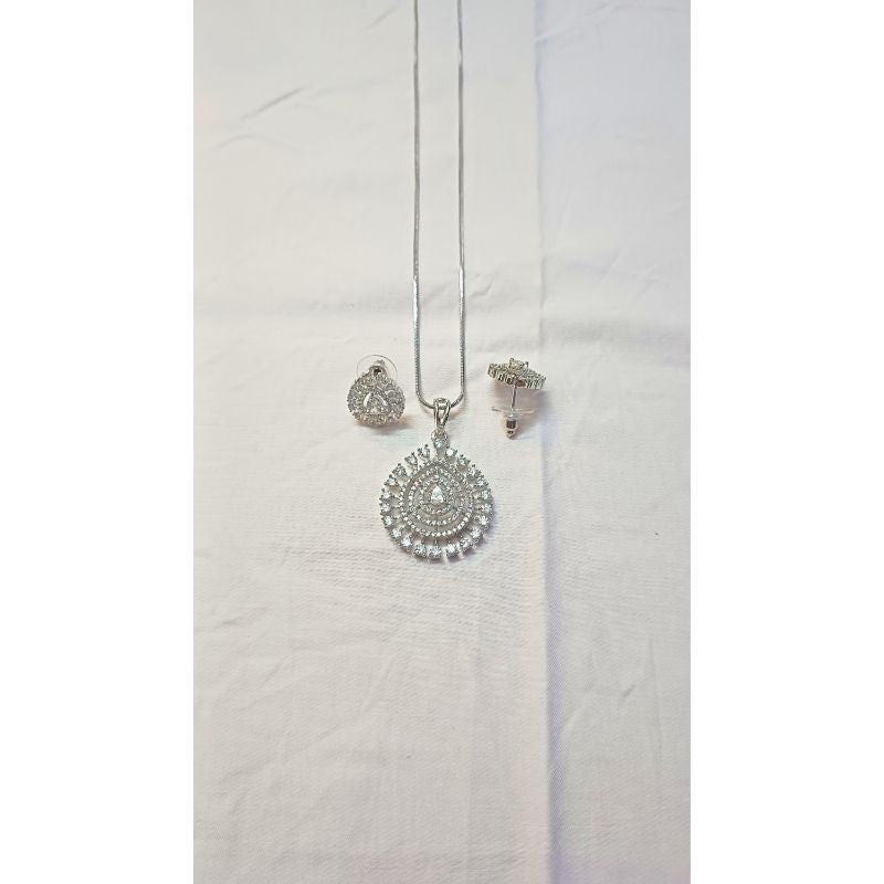 Silver Amra Diamond Pendant Set