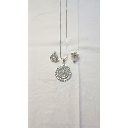 Silver Amra Diamond Pendant Set