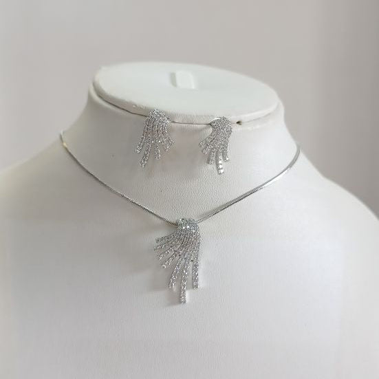 Silver plated Anai Pendant Set, delicate and beautiful