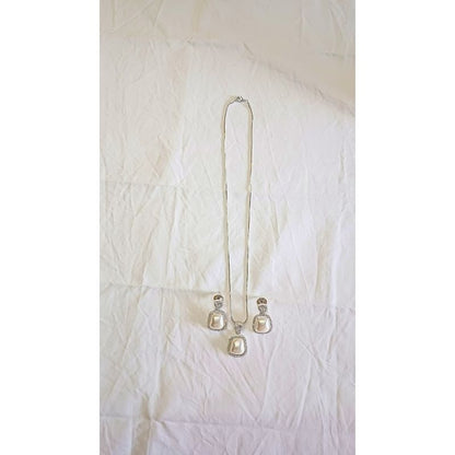 Silver Diva Diamond Pendant Set