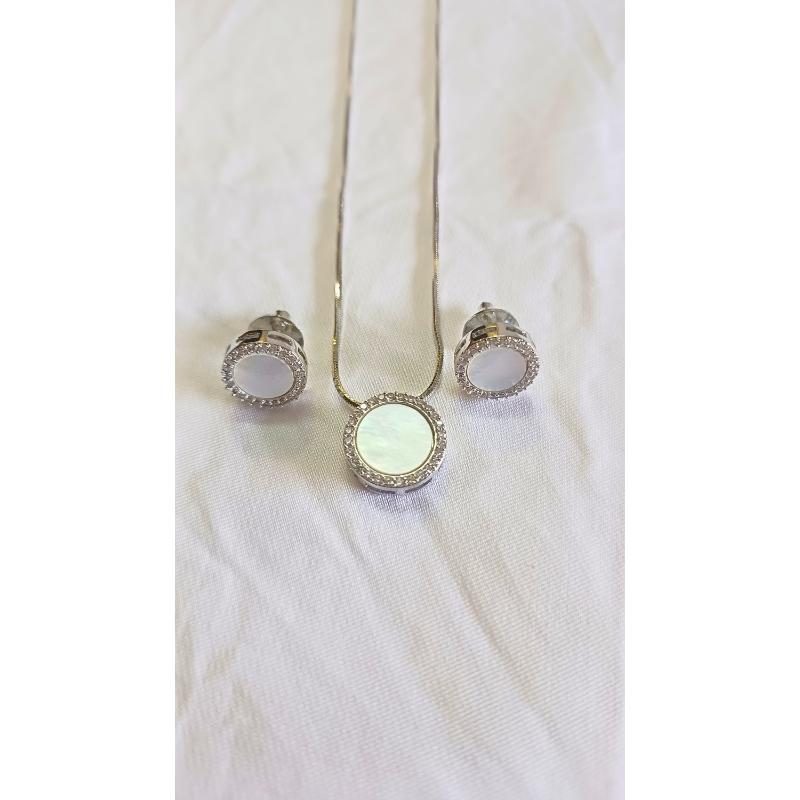 Silver Durva Diamond Pendant Set