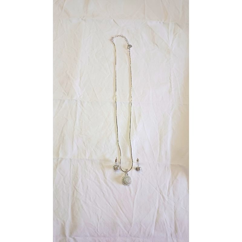 Silver Dyuti Diamond Pendant Set