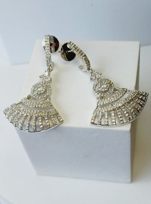 Silver Falak Dangler